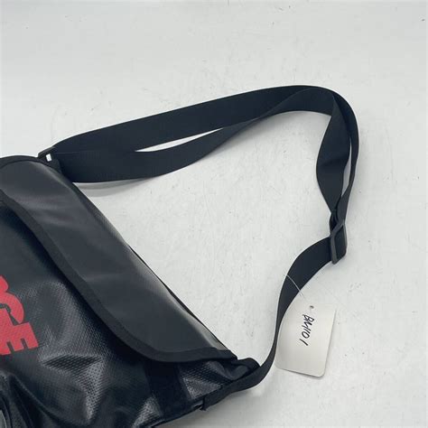 bn1101 pb700200 prada
